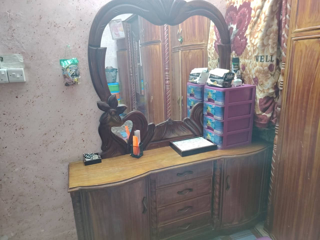 الاستفسار الاتصال على الرقم ***********
