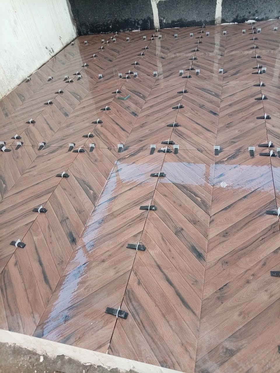 كادر سيراميك مصري درجه اولى كاشي ومرمر وبورسلين تسليم مهندس لتواصل واتساب 
***********
