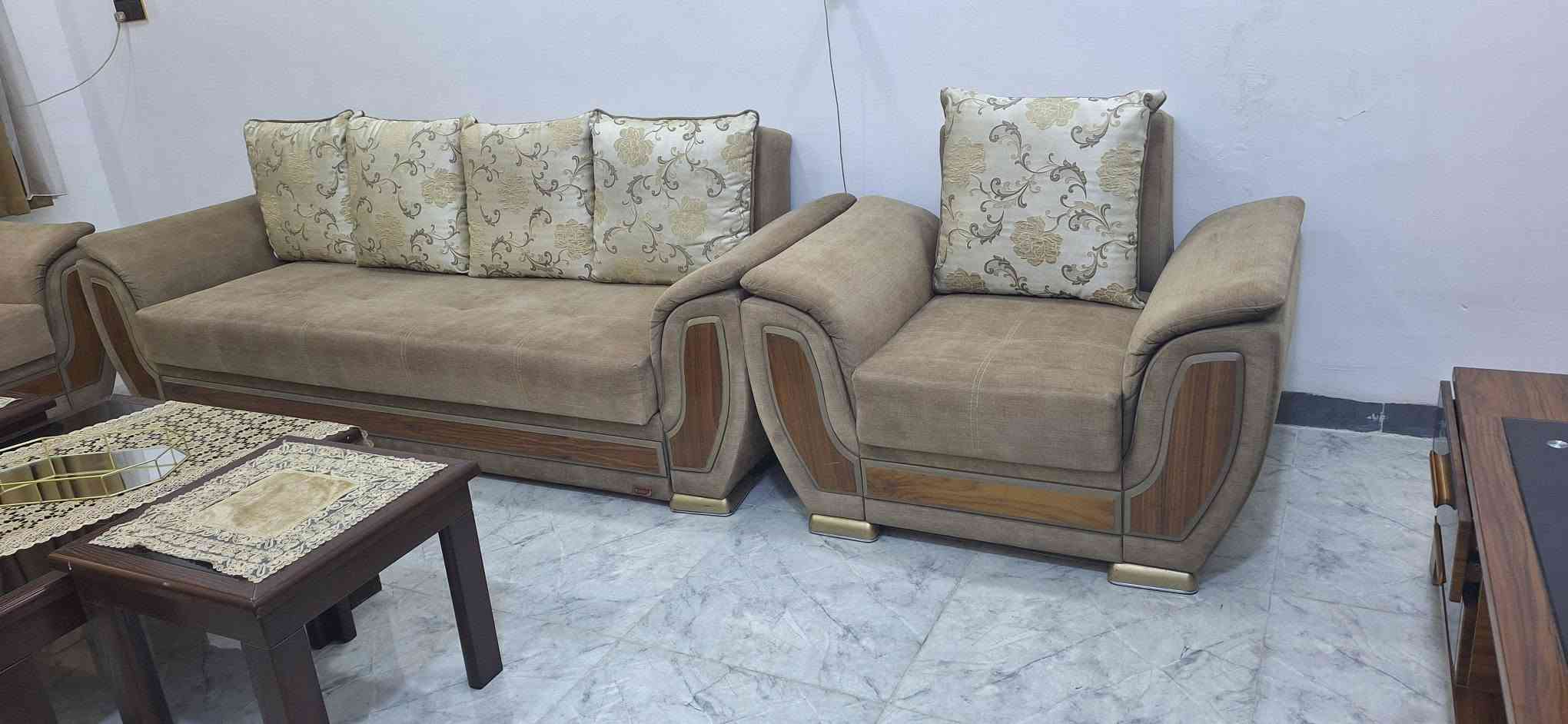 تخم مع طبلات ١٢ مقعد بغداد السعر ٦٠٠ وبي مجال
***********
