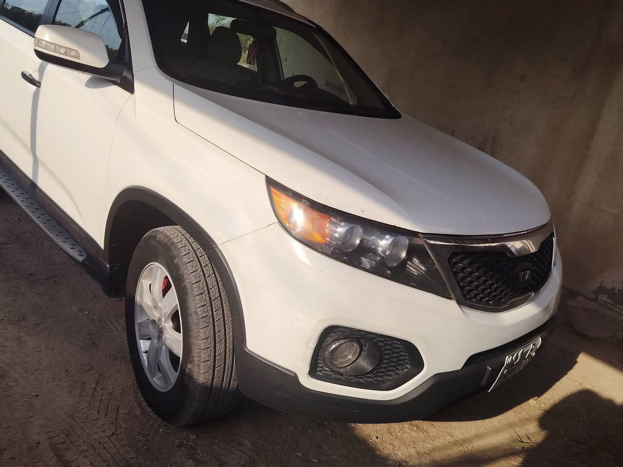 السلام عليكم
كيا سورنتو موديل 2013 خليجي
مكفوله ✋ 
مواصفات عاديه 😍 
7 راكب💪 
محرك 2400 دوش 😘 
4 سلندر💝 
محرك وكير وتبريد كله مكفول 💘 
السياره جاهزه للاخير🌹 
رقم بغداد♥️ 
مكاني بغداد الدوره 
للاستفسار
***********
