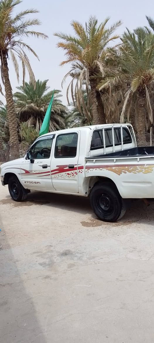 مكفول من الجفيه والكلبه والتجيه والعيب الشرعي الاصوليات سنويه ل 27
موديل 2001 محرك 2700 لاتبخير ولا تنقيص جديد
كير اكسن  السعر 69
باقي التفاصيل ***********واتس
***********محمول
