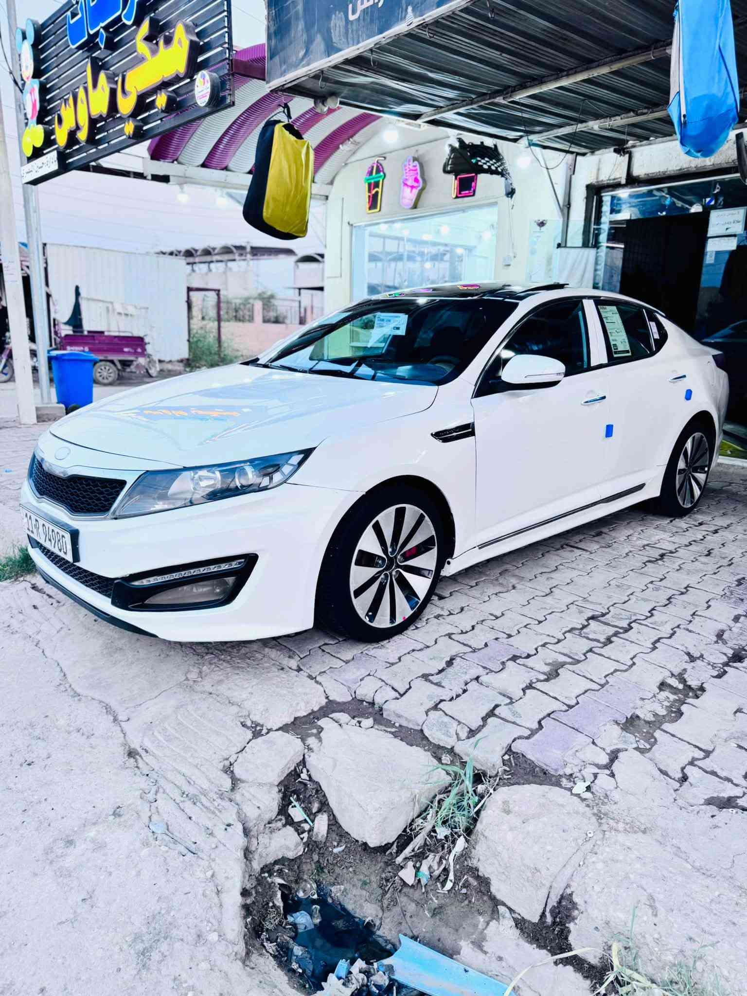 سلام عليكم 
كيا اوبتيما ٢٠١٣ sxl فول موصفات للخير وارد امريكي بيه ٤ قطع صبغ بدون شواصي ولا لغود
رقم بغداد الجديد هزه جديده
موصفات 
بصمه
كشنات جلد 
اوتو هولد. 
شاشه دجتل 
كشنات تدفئه تبريد  والخلفيه تدفئه 
بنراما 
شاشه جبيره 
سايد بريك بصمه 
بك لايت لد 
٥ ويل كب حجم ١٨ 
مكينه تيربو معلايه كازكت فقط عن الدوانز 
سستم صوت انفنتي 
كشن ذاكره 
مكان السياره الدوانيه 
السعر ١٠٠ وبيه مجال قليل 
***********

