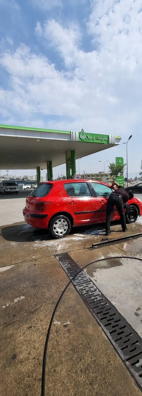 🚘🔥 Peugeot٣٠٧ | مۆدێل 2006 🔥🚘

🇫🇷 بیجۆ فەڕەنسی – مۆدێل 2006

✨ سەیارەکە بە تەواوی بە شەرتە
🔧 مەکینە و گێڕ بە شەرت
❄️ تەبرید بە شەرت
⚙️ کارکردنی ڕێک و پێک
🛞 تایەکانی باشن
🎨 ڕەنگ و جەستە بە شەرت
🪑 ناوەوە پاک و خاوێن
💡 هەموو شتێکی سەیارەکە بە شەرتە

😍 سەیارەیەکی باشە بۆ کەسێک کە سەیارەیەکی ئابووری و خۆش‌ڕۆیشتن دەوێت.
ئارمە سەیارەکە
💰 نرخ: [٣٧ معامەلە]
📍 شوێن: سلێمانی
📞 ژمارەی پەیوەندی: [***********] السليمانية, العراق
