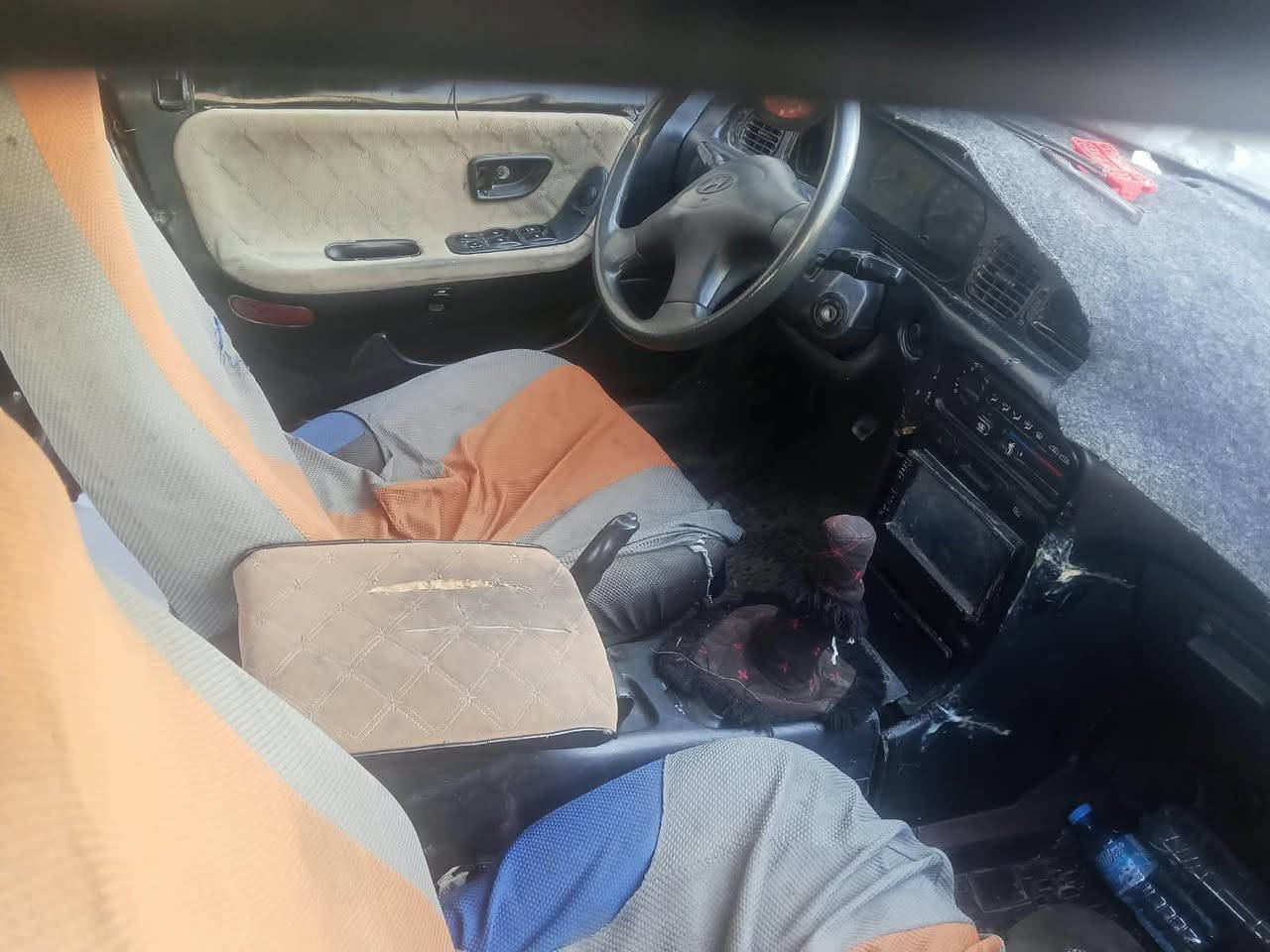 للبيع سيارة سوناته تو موديل ٩٣ السيارة محرك كير مكفولات تبريد شغال السيارة جاهزة بيها ملاحضات بسيطه مكان السيارة ديالى بلدروز السعر ٣٧ وبيها مجال 
مكلف بلنشر هاذا رقم صاحبها ‭***********‬
