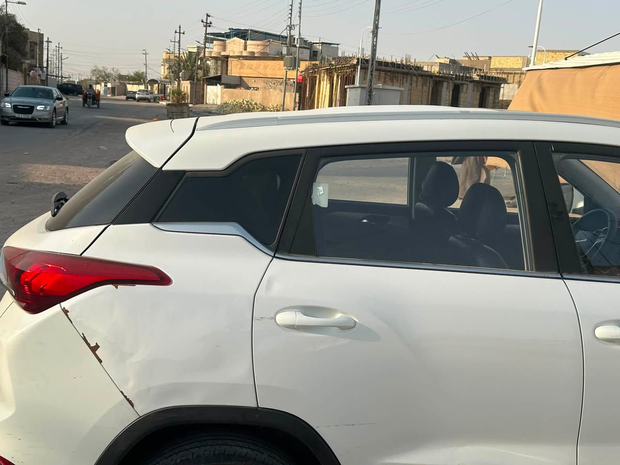 بايك x35  موديل 2024 للبيع اقصاد وتسديد  مباشر لون ابيض رقم بصره
ملاحضه السياره بيه بارد بالجاملق الخلفي  وبيهً طخه بين البابين ونرشت  وبيه  بربع الجاملق  صبغ صفحه السايق ولباقي كفاله  (السياره عليه نانو ppf )
محرك وكير ميتسوبيشي
السياره بعده بالضمان مال الشركه
كشنات  جلد اسود 

شاشة كبيرة لمس مع اتصال بلوتوث و USB و HDMI

حساسات امامية وخلفية

كاميرا خلفية 

فتحت سقف

مانع انزلاق 

مثبت سرعة

حساس ضغط الاطارات

ستيرن جلد رياضي مع تحكم كامل

أنظمة إضافية مثل Hill Hold Assist، فرامل كهربائية مع خاصية Auto-Hold

وسائد هوائية أمامية وجانبية

أنظمة ABS + EBD + مساعد الفرامل (Brake Assist) + التحكم في الثبات (ESP) + Traction Control.  

🔹 الموديل: 2024

🔹 المحرك : ميتسوبيشي 1500cc 

الكير CVT

🔹 اللون: ابيض

🔹 ماشية ٢٣الف كيلو متر

💰 السعر المطلوب:  (122)وبيه مجال مكان السياره البصره
الهاتف ***********
