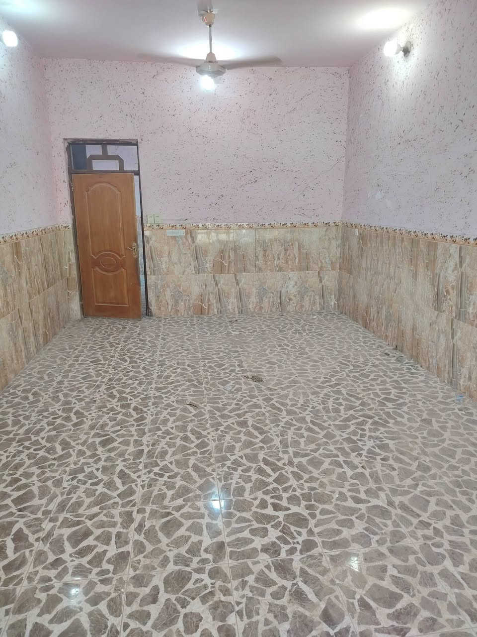 (((نظام أقساط))) يوجد بيت المساحه 180 متر شارع 15 طابو صرف تحويل مباشر كامل خدمات وسكن البناء طابوك في الصقلاوية حي الشهداء الثانيه الجمعيه  السعر.. 70تدفع مقدمة والباقي أقساط كل شهر 500 الاستفسار ***********
***********
