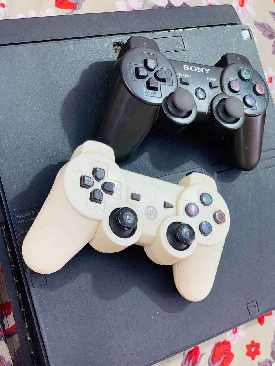 🎮 عـرض خـاص – بلايستيشن 3 (PS3 Slim) نظيف وجاهز للونسة! 🎮
إذا تدور على جهاز شغّال وبسعر مناسب، هذا الجهاز يلك العافية!
النظافة: مستخدم بنظافة ممتازة شغال بدون أي مشاكل.
التهكير: الجهاز مهكر جاهز (تقدر تنزل عليه أي لعبة تعجبك مستقبلاً بكل سهولة).
الألعاب المنزلة جاهزة:
🚗 GTA V (قراند 5)
⚽ PES 2018 (بيس 2018)
السعر: 150 ألف دينار فقط! 🔥
التوصيل: متوفر توصيل منزلي داخل الناصرية 🚚
📩 للطلب أو الاستفسار: راسلنا على الرسائل الخاصة أو اتصل على الرقم: [***********] ناصرية, ذي قار
