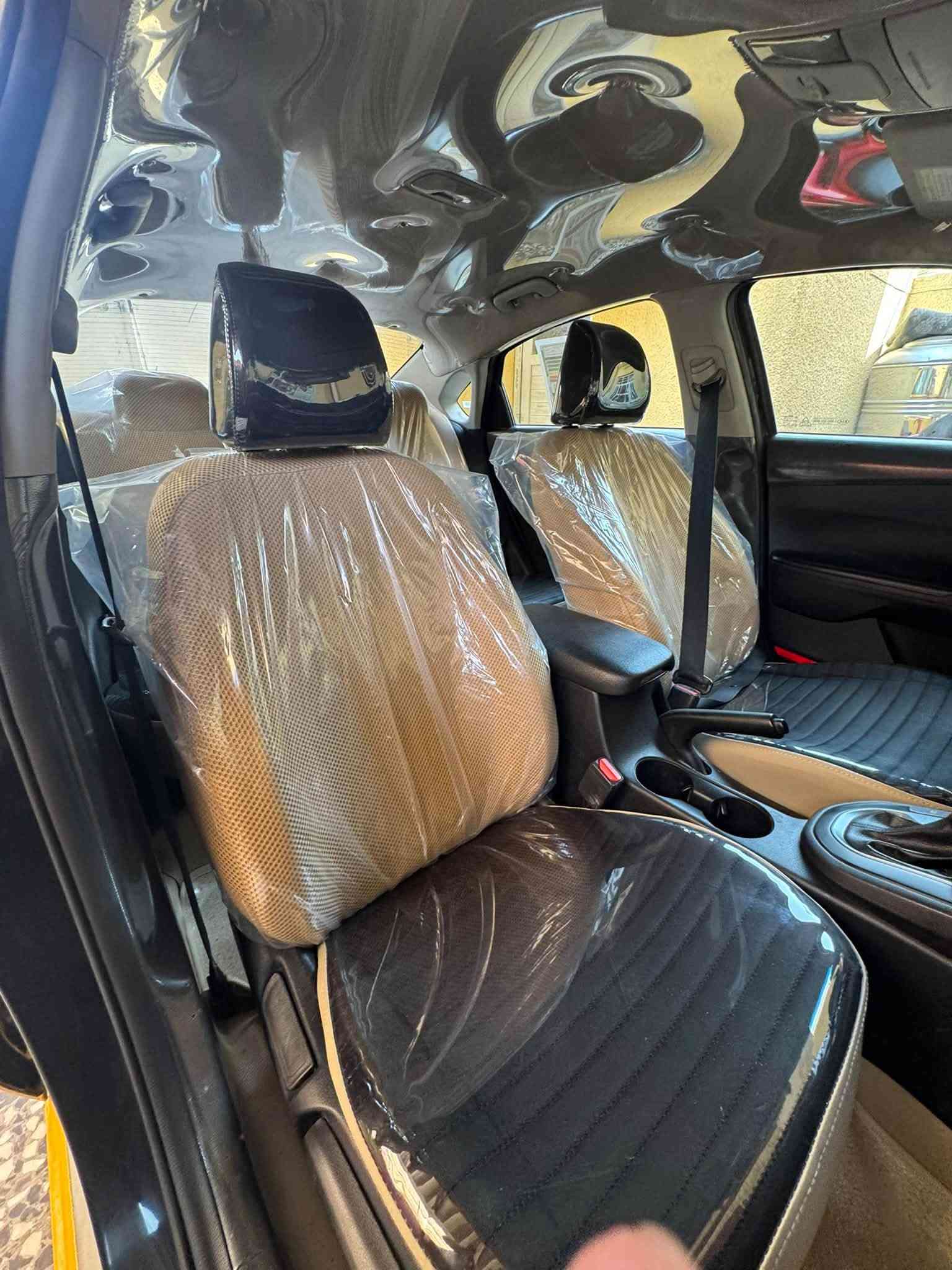 السلام عليكم 
كية فورتي موديل 2020  الحادث فقط الماصده بدون ايرباك وتبديل  مكفولة گير at مكينة 2000 دوش تخم تاير ومكينة وصدر وكير وتبريد كله مكفول دوشمة عامة السيارة جديده كلش مكاني بغداد ***********
