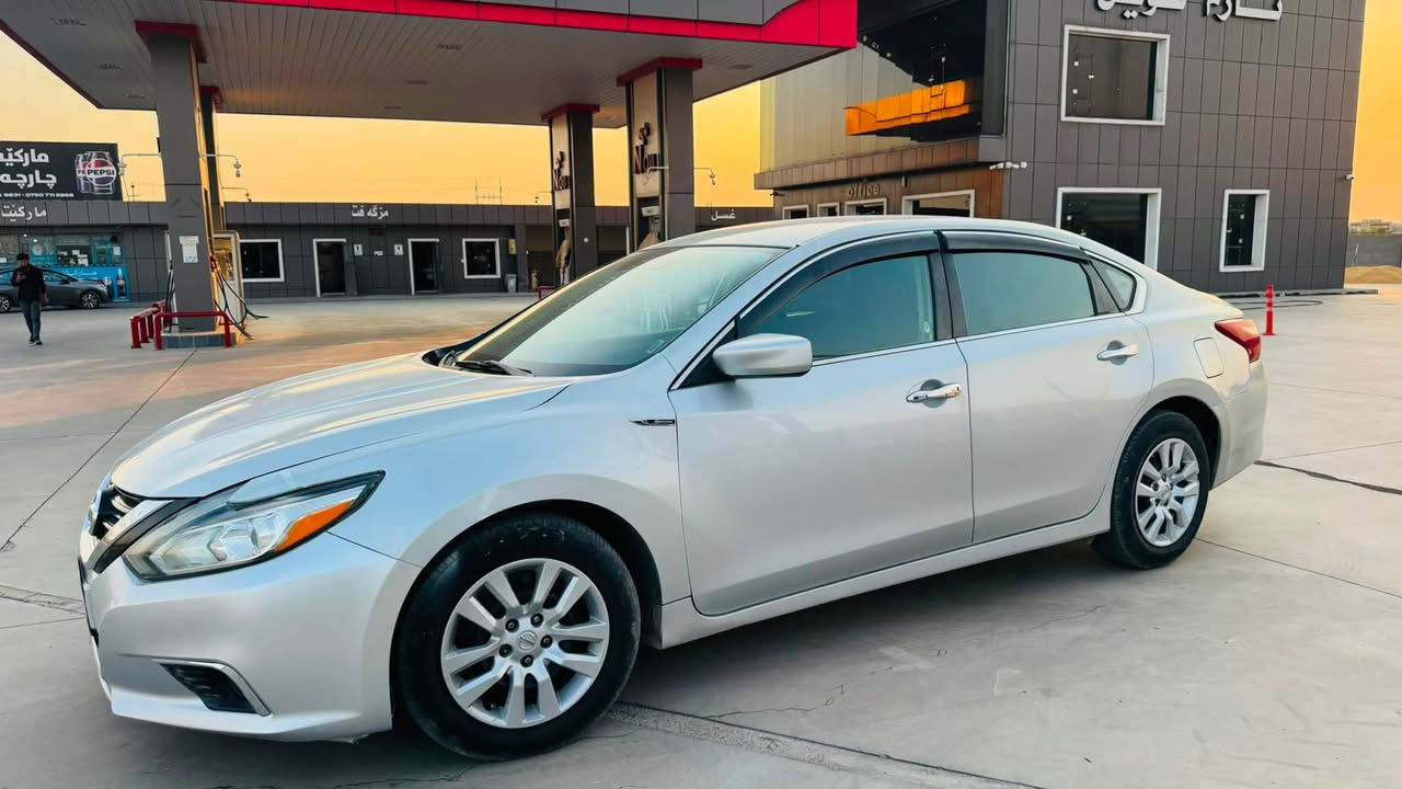 Nisan
Altima 2017
سياره مواصفات Sr
كاميره شاشه
بصمه
باب بصمه
دعامي حساس
مرايات شفت
تبريد ثلج
كير محرك بشرط
سياره 3قط سبخ 
تخم خلفي امامي جديد
سياره جاهز جاهز 
اترايهه ل زاخو الي بصره
سياره كفاله عامه
سعر87ورقه
عليها غرامات تجاوز السرعه 5ورقه و نوص ينزل من السعر
عنوان ناحيه روفيا بين اربيل موصل
***********
واتساب فايبه ر موجود
