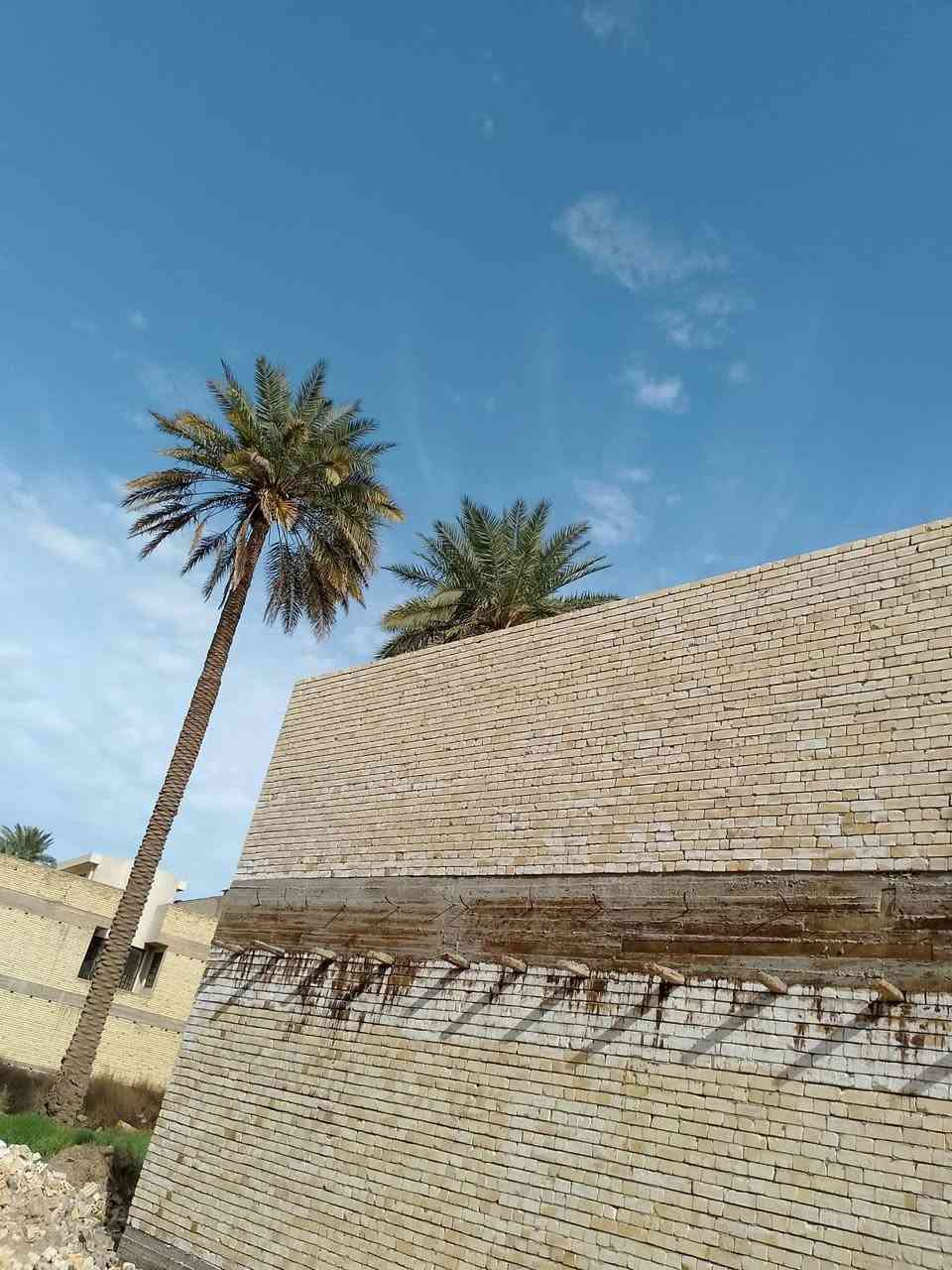 خلفة بناء شغل درجة اولى تسليم مهندس نشتغل جميع مناطق بغداد الكرخ ورصافه متفرق حالين تصل وتدلل بئنسب السعار***********//
