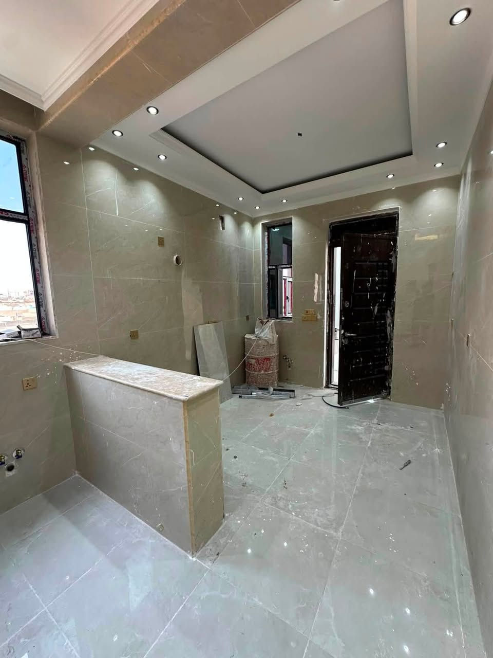 🏡 للإيجار | السيدية

فرصة مميزة لاستئجار شقة  زيرو – مودرن بتشطيبات حديثة وتصميم عملي، جاهزة للسكن وتقع في موقع هادئ ومناسب للعوائل.

📐 مساحة الشقة: 100 م²

شقه طابق ثاني 

✨ مواصفات الشقة:
• مدخلان
• غرفتين نوم
• صالة واسعة
• مطبخ
• حمام

💰 بدل الإيجار: 800 ألف دينار شهريًا

📍 يتوفر لدى مكتب حلم عقاري

📞 للتواصل والاستفسار:
***********
