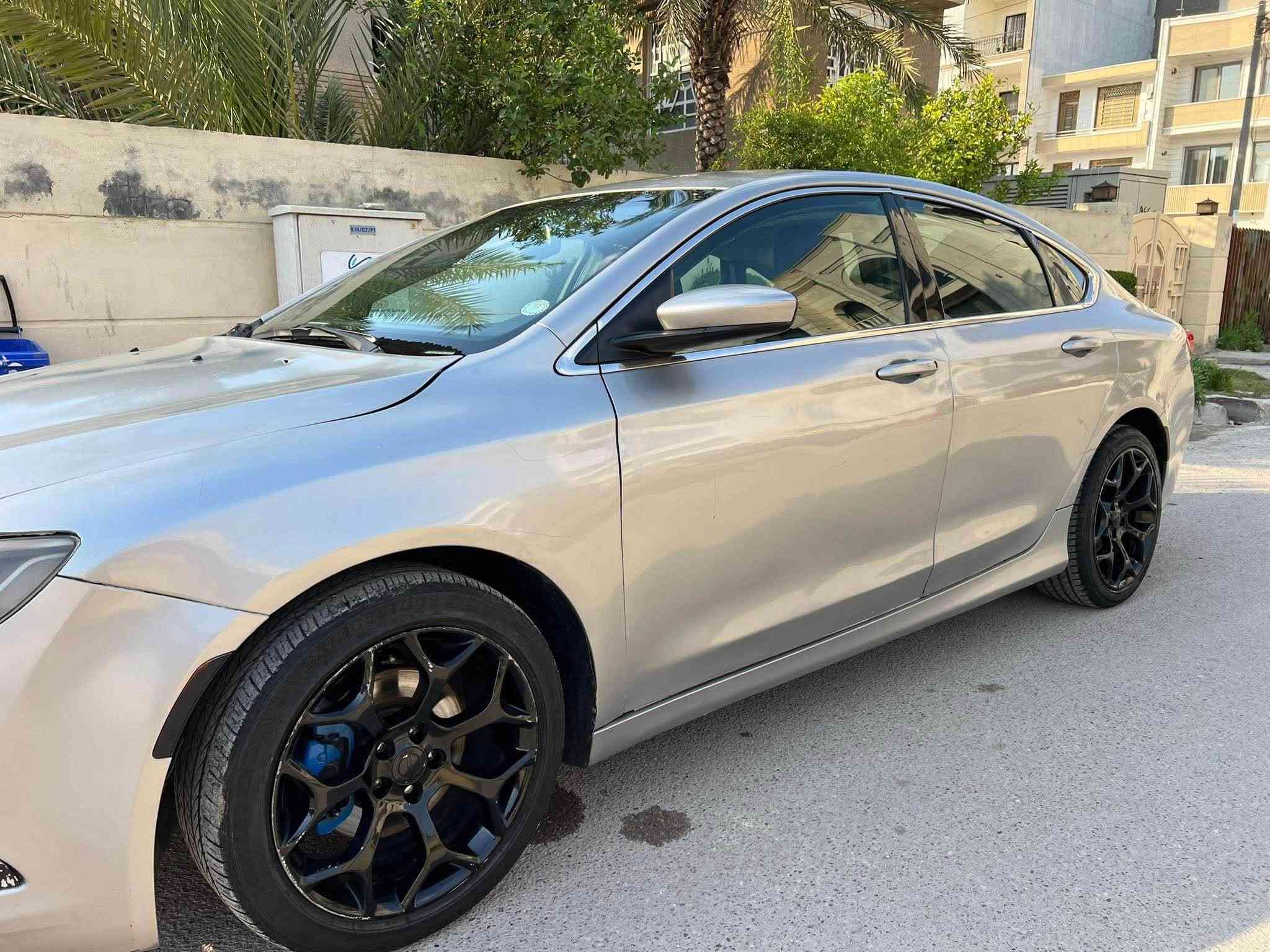 كرايسلر C200 موديل 2016 بيع او مراوس شعندك تعال خاص بصمة تحكم ستيرن كامرة سايد بريك بصمة ويل 18 مال اوباما 300 السيارة حلوة وخير من الله كير محرك 2400  تبريد ثلج ❄️ صور الحادث مرفقة والسيارة مصبوغة عام اثر جراد والفديو موجود عندي قبل الصبغ تريد تفحص ترايك وين متريد عندك سيارة مراوس دزها خاص السعر: 85 $
واتس اب : *********** بغداد, العراق

