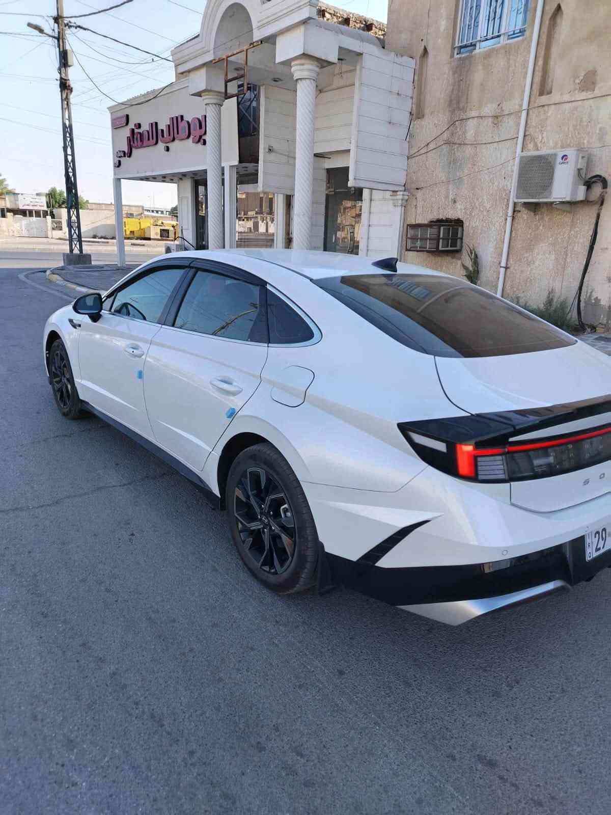 هونداي سوناتا كوري 
موديل 2025

رقم واسط شهداء

:  كفاله من الزلغ

الموصفات /        عداد مسافه    78 الف كم 

  نوع الوقود   غاز فقط  ⛽️ 

 • إنارة Full LED

 • انارة دخليه محيطية

 • كاميرا خلفيه

 • حساسات أمامي + خلفي

 • دخول ذكي + تشغيل بصمة 

 • مرايا كهربائية قابلة للطي

 • بصمه

 • مقاعد جلد كهربائية 

 • لد امامي + خلفي

 • شاشتين 12.3 إنج

 • نظام صوت Bose 

 • تكييف أوتو ثنائي

 • كير إلكتروني تعليك

 • رادار + مانع تصادم

 • مثبت سرعة ذكي

 • نقطة عمياء + تحذير خلفي

 • 6 وسائد هوائية

السعر 200  
*********** 
واسط كوت مركز المدينه
