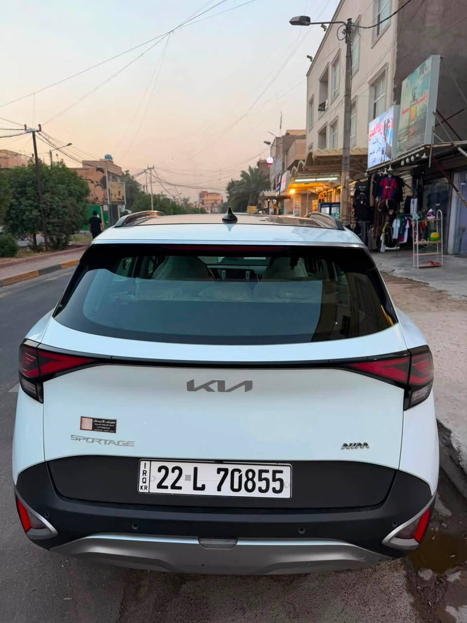 سبورتج موديل ٢٠٢٣ خليجي فول ١/١
بيها طخه باب الوره ٣ سانتيم الجهه اليمنى
وبيها تقريبا ١٠ سانتيم بالجاملغ الأمامي الجهه اليمنى مصلح
السعر ٢٠٥ وبيها مجال بسيط 
مكاني بغداد الحرية
***********
