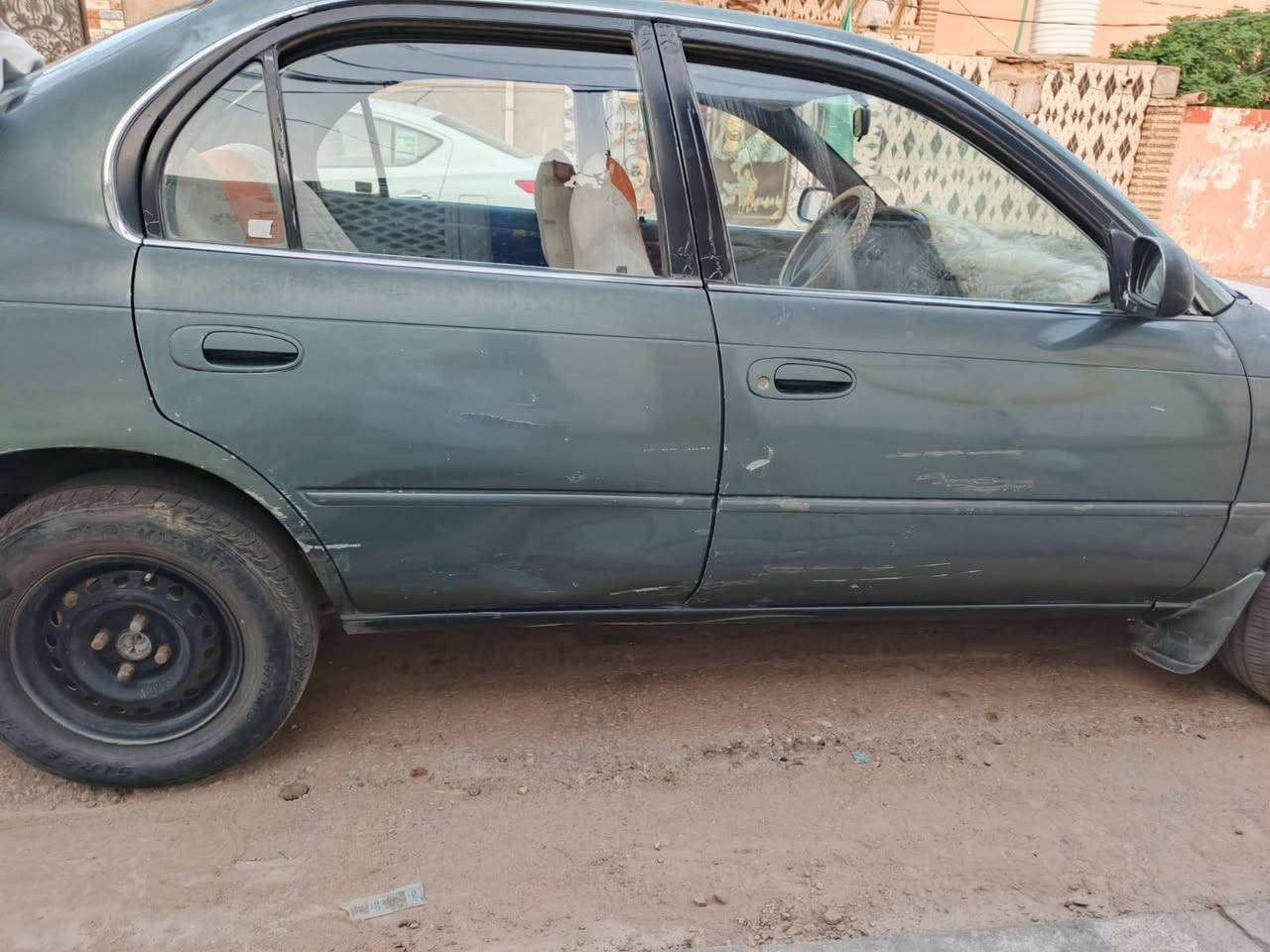 بسمه تعالى
إلى عشاق الكورلة
كورلة مديل 93 للبيع رقم بغداد بأسمي مكفوله من الگص ونقل الجثه والأصوليات محرك شادلها جديد تبريد ثلج گير ممتاز حدادية زينة باتري جديد بور ومشط توني شديتهن ممتازات وبطايتهة حلوات  تايرات جدد الگشر بي ضربات تكلب وتشوف سعرهة 43 وبيهة مجال قليل السيارة مال جناي عندي صارلهة سنين متحب عطل ، مكاني نجف وهذة رقمي ***********
