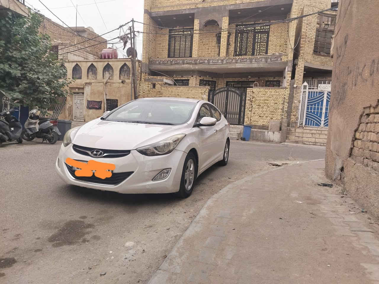 هيونداي افانتي • ميسان • ما بيها نقص