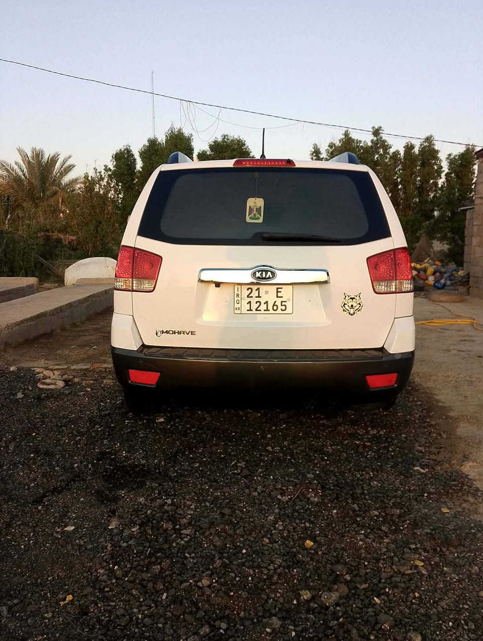 مهافي للبيع موديل 12 خليجي رقم سليمانيه جديد بسمي مكان الديوانية
مكينه  6 سلندر على وضع البلاد
مواصفات عاديه
مقاعد كهرباء فتحه 
كير وتبريد مكفولات
جاهزه من كلشي
حداديه تخم تاير
جديد جاهزه 
بيه بارد بل بيبان قليل 
وجاملغ صبغ
السياره حلوه وماشيه قليل 
سعر 120 وبيه مجال للشراي
***********

