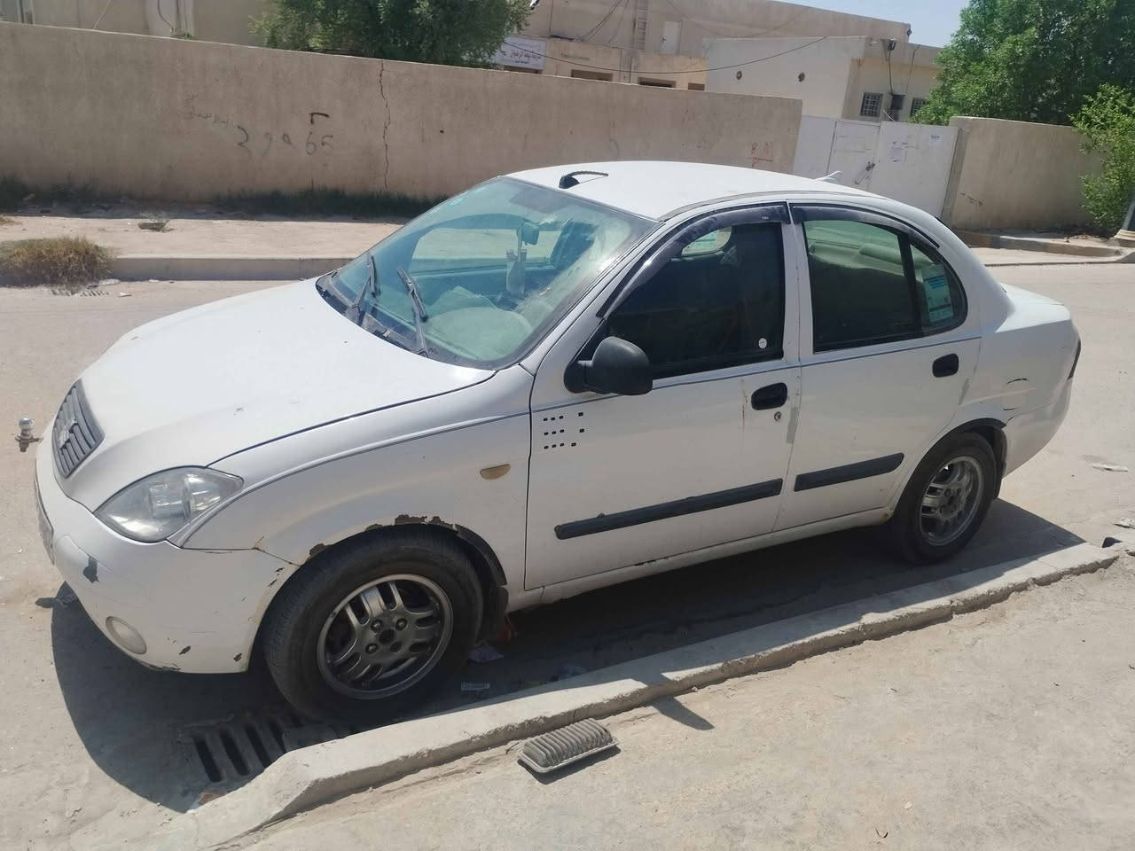 السعر (٣٣)
سلام عليكم 
طيبه خصوصي للبيع 
موديل 2012
رقم انكليزي
سنويه ساقطه 
تحويل ثاني يوم 
نقص مشط ستيرن بس 
داخلهة حلو 
شاشه بيهة
العنوان . بغداد .ابو غريب . ابو منيصير 
او
عنوان ثاني نفق الشرطه حي حطين
***********
*********** بغداد, العراق
