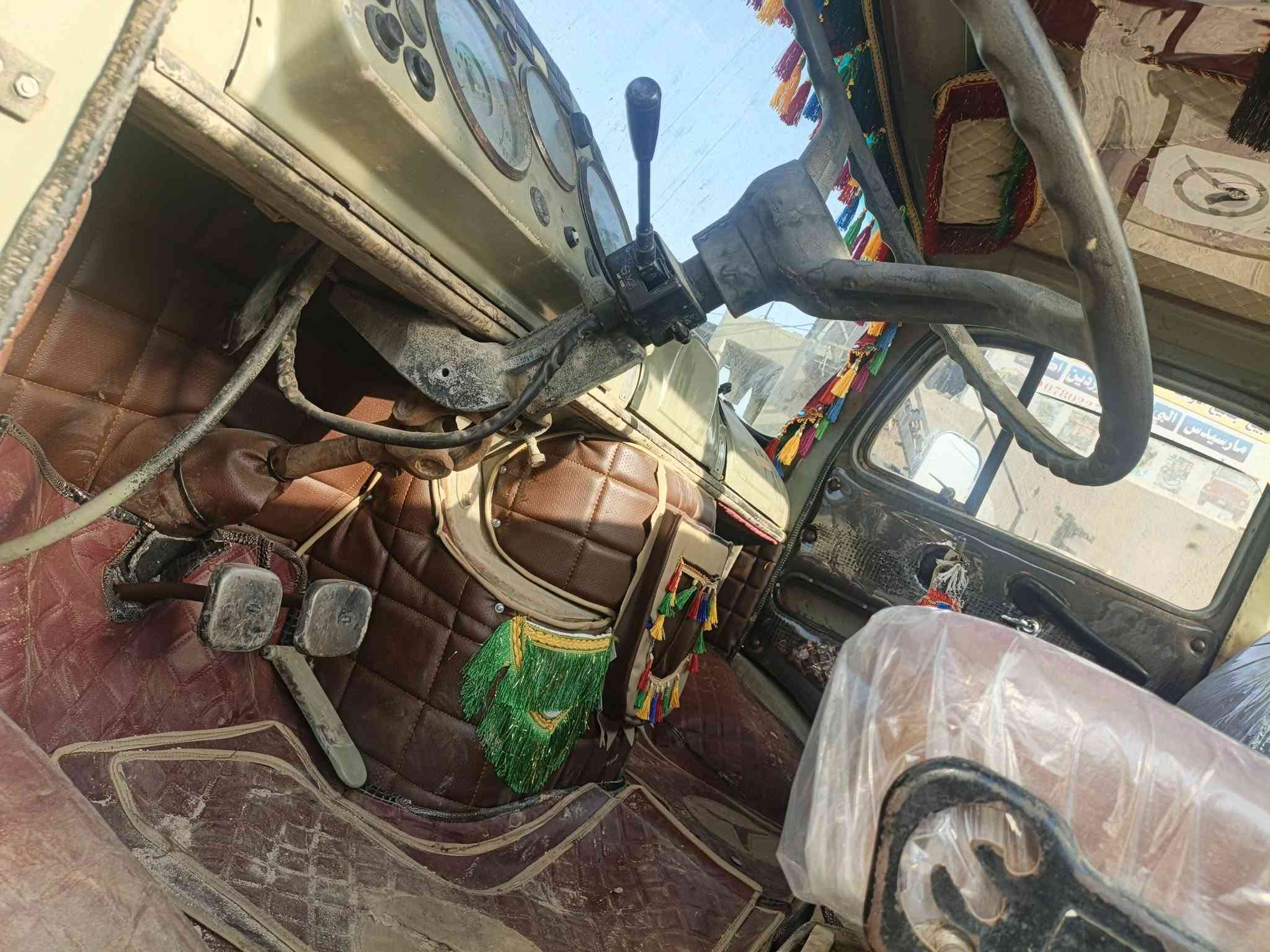 اقجم 80 للبيع شاصي طويل ابلادي محرك ما مفتوح كير ما مفتوح قماره مبخره من الخارج داخل ما مصبوغ رقم نينوى للستفسار ***********

