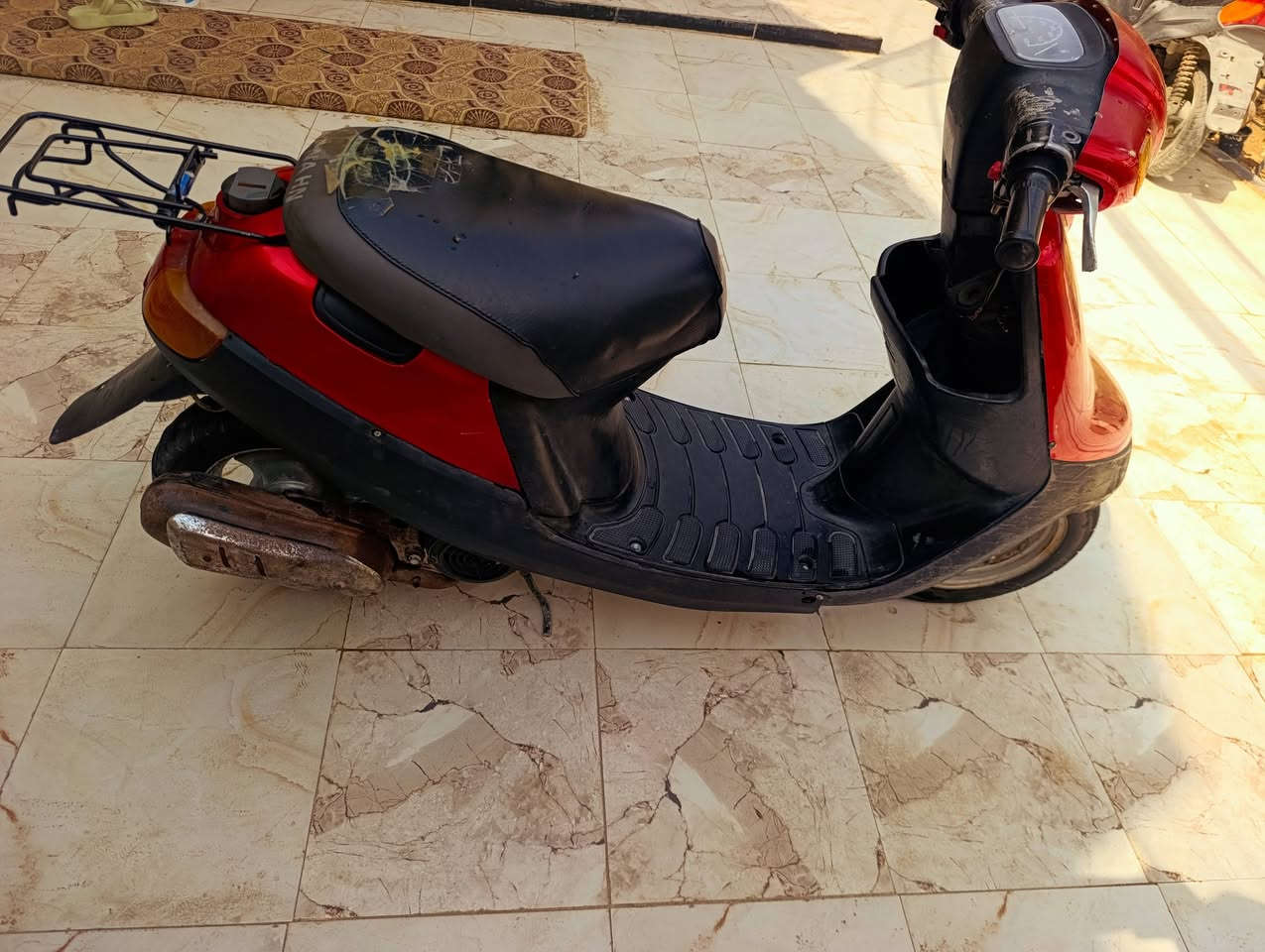 سلام عليكم
بتره خطين مفتوحه 
لايت اشاير شغالات 
عوزها باتري للسلف والهورن 
سعرها 225 مجال بسيط
‏‪ ***********‬‏/ ناصريه مركز

