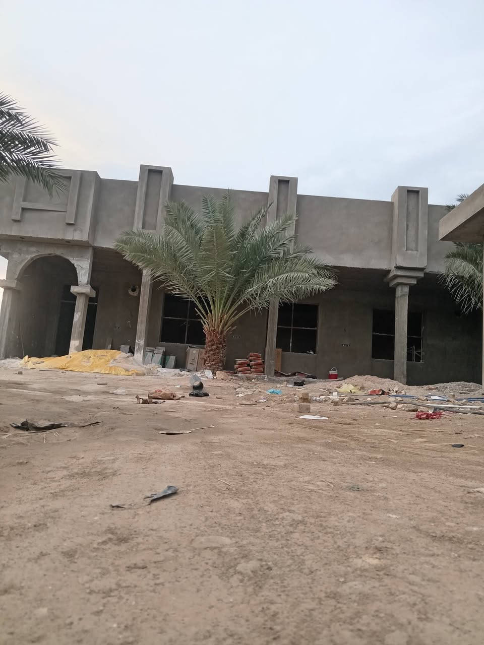 عقار • للبيع • وصف ناقص
