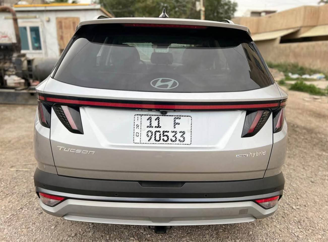 � هيونداي توسان هايبرد لمتدد 2025 – أمريكي 🇺🇸
• محرك 1.6L Turbo Hybrid
• قوة إجمالية 231 حصان
• عزم 258 lb-ft
• جير أوتوماتيك 6 سرعات
• دفع رباعي HTRAC AWD
• نظام قيادة Eco / Sport / Snow
• شاشة وسطية 12.3 إنش
• شاشة عدادات رقمية 12.3 إنش
• Apple CarPlay & Android Auto
• شحن لاسلكي
• أنظمة أمان ومساعدة قيادة متقدمة
• اقتصادية بالوقود ⚡⛽
***********
