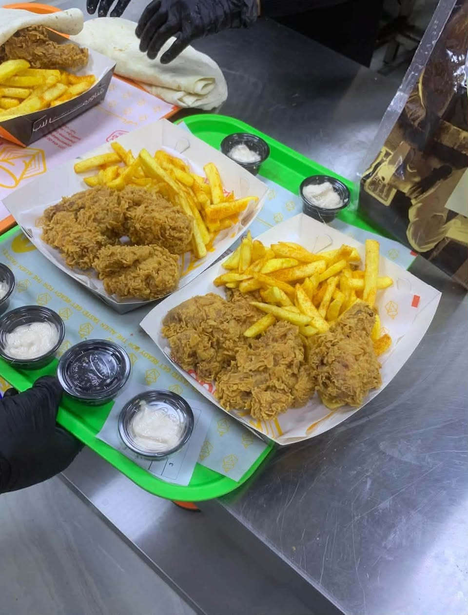 مطعم عباس • كنتاكي مقرمش • توصيل طويريج