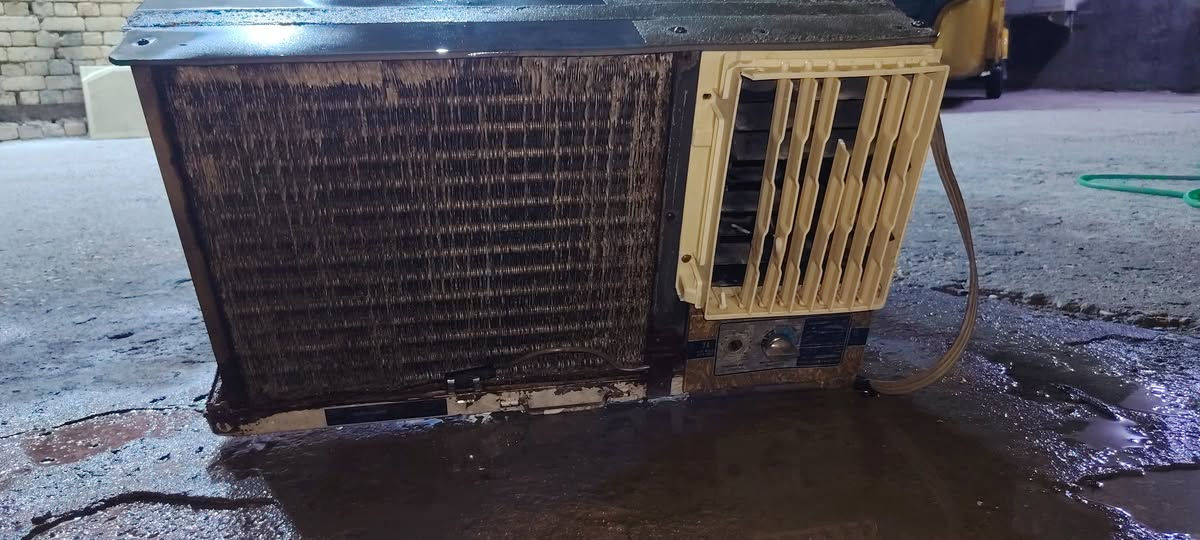 مكيف جنرال 2طن البيع شرط شغل واتساب *********** او اتصال ***********
