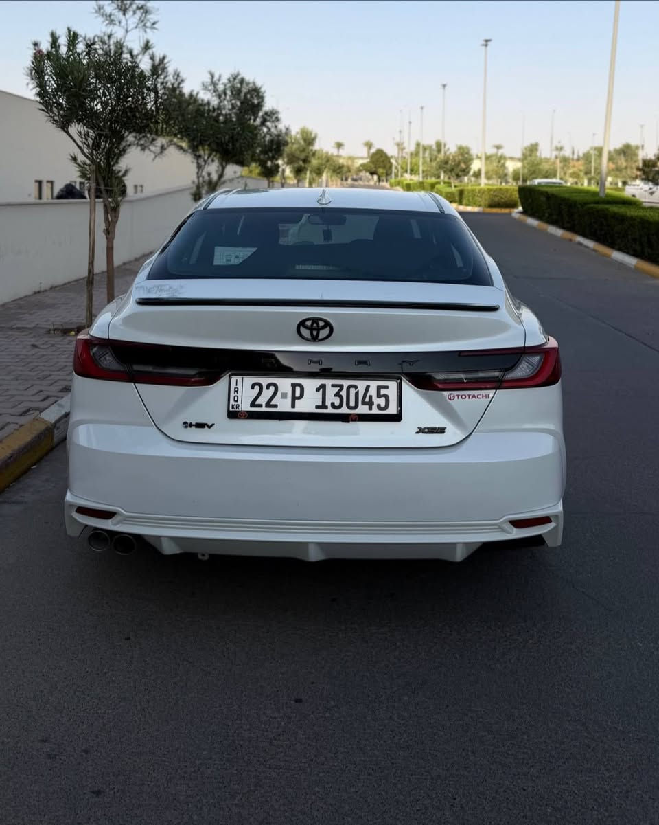 Toyota Camry XSE Hybrid 2025

🇺🇸 وارد أمريكي – Clean Title
✅ كفالة عامة من الصبغ 
فقط pdr اقل الشبر في الجاملغ الايمن 
ايرباك بردة فقط 
📍ماشية 33 ألف مايل فقط
رقم الشاصي: 4T1DAACK8SU010204

المواصفات:

* ♨️ مقاعد أمامية مدفأة (Heated Seats)
* ♨️ ستيرن مدفأ (Heated Steering Wheel)
* ⚡ محرك 2.5 لتر هايبرد اقتصادي
* 🛞 جنوط رياضية قياس 19 إنج
* 💡 مصابيح LED أمامية وخلفية
* 🔄 إشارات LED بالمرايا
* 🔑 تشغيل عن بُعد (Remote Start)
* 📱 شاشة عدادات رقمية
* 🖥️ شاشة وسطية كبيرة
* 📲 Apple CarPlay & Android Auto لاسلكي
* 🔋 شاحن لاسلكي
* 📷 كاميرا خلفية
* 🚗 مثبت سرعة راداري
* 🛣️ نظام المحافظة على المسار
* 🛑 نظام التحذير من الاصطدام مع الكبح التلقائي
* 🚘 مراقبة النقطة العمياء
* ❄️ مكيف أوتوماتيك مزدوج
* 🪑 مقاعد جلد بتصميم رياضي
* 🎛️ مقود متعدد الوظائف
* ⚙️ أوضاع قيادة متعددة (Eco / Normal / Sport)
معلومات السيارة:
📍 رقم أربيل – تحويل مباشر
📍 موقع السيارة: أربيل
السعر: 280 وبيها مجال قليل جدا 

📞 للاستفسار: ***********
📞 للاستفسار:***********
