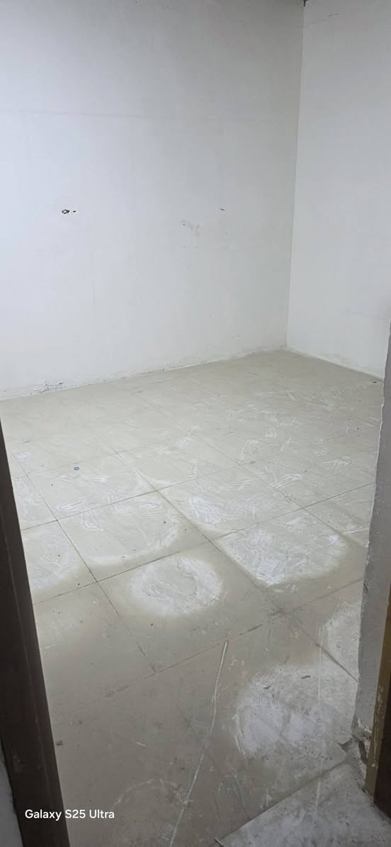بيت لليجار
موقع ابي الخصيب كوت ثويني غريب صيدلية كوت ثويني مساحة 200 متر غرف نوم 2 صالة و مطبخ و ديوان  و صحيات و كراج و حديقة  شارع 10 متر غريب على شارع كوت ثويني بس ٣٠ متر  سعر الايجار ( 450 ) و بي مجال قليل للستفسار الاتصال *********** او مراسلة الصفحة Abbas Nehme
