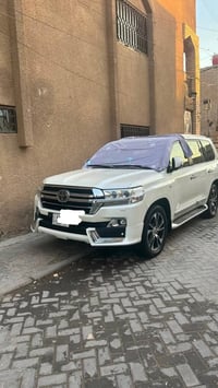 الاند كروز 8 سلندر5700 اعله فه فول فول واحد على واحد كفاله عامه من كلش...