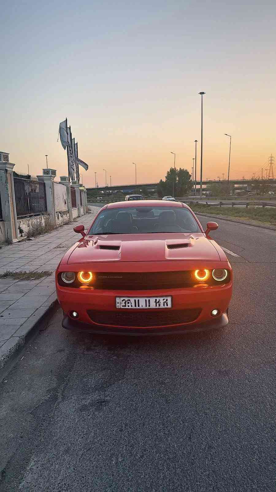 مراوس بأكوورد
جالنجر 18 GT ضررها جاملوغ خلفي قطعتين صبغ
مواصفات الGT معروفه
