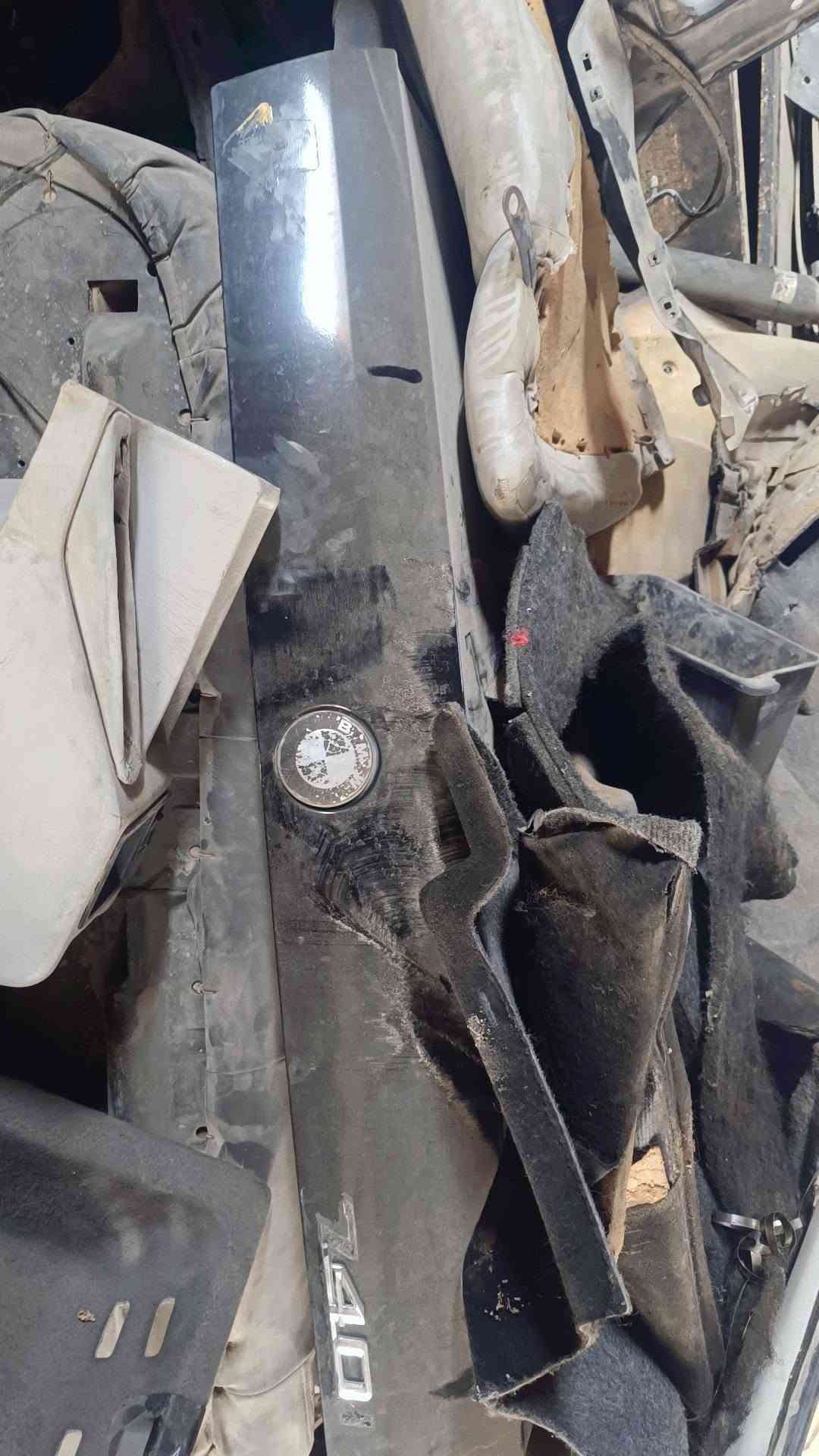 سلام عليكم ويل 14 عدد 4 هوه وتاير جديد
بنيد 740 جديد
جاملاغات جميع بي ام 
جنطه 740
كير تمساح 40
حصن لون ابيض 
للاستفسار الاتصال على الرقم 
***********
