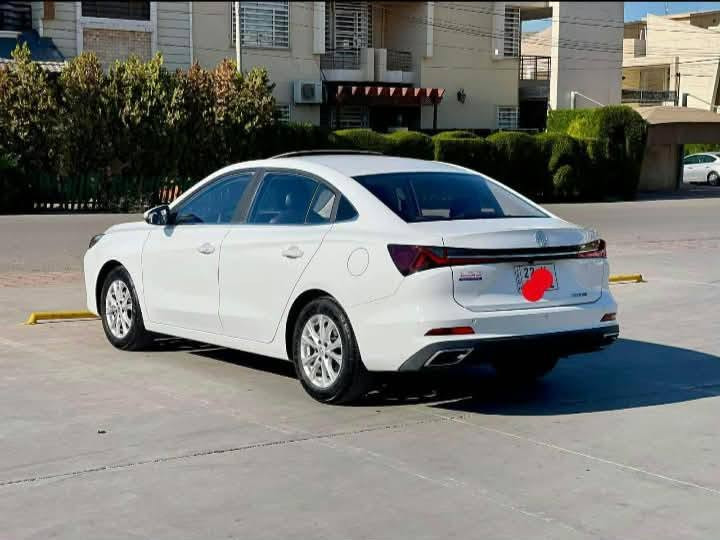موديل 2024 MG ROEWE  فول فول لایت عەدەسە بەڕزونزم موسافاتی زۆڕ زیاتڕ تةنها 30 هةزاري رويشتي بة ناوي خؤم هيج هيجي نية دةعامي لو دةعامي بةشةرت فول فول مواسافات سيلاد بةسمة گوشين جلد کوشن هیتەڕ مكينة 15 بي تؤربؤي هةموو شتيك نوي هةوليرة سعري 105$ رةقم تةلةفون  *********** السليمانية, العراق

نص مكتوب في الصور:
- realme C61 2026.05 18:16