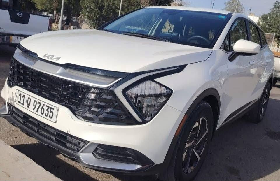 سبورتج  هايبرد
2023
امريكي 
مكان  بغداد 
***********
ما بيهه حادث

