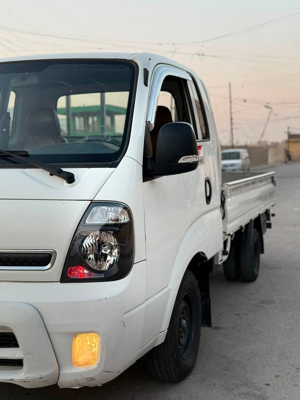سلام عليكم كيا حمل للبيع 2700 مفتوح مكفوله كفاله عامه سياره 2018 كلش جديده ماشيه 178 حقيقي رقم بغداد بسمي تحويل ثاني يوم لعنون بغداد مدينه صدر  سعر 122 وبيه مجال
***********
