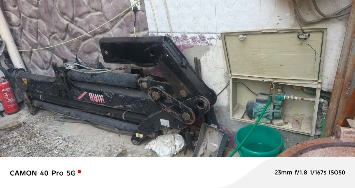 السلام عليكم اخوان بوم كرين هياب سلايتين مكفول كفاله عامه بعده زيرو مكانه بغداد البلديات الاستفسار اتصال علا الرقم ***********

نص مكتوب في الصور:
- CAMON 40 Pro 5G 23mm f/1.8 1/167s ISO50