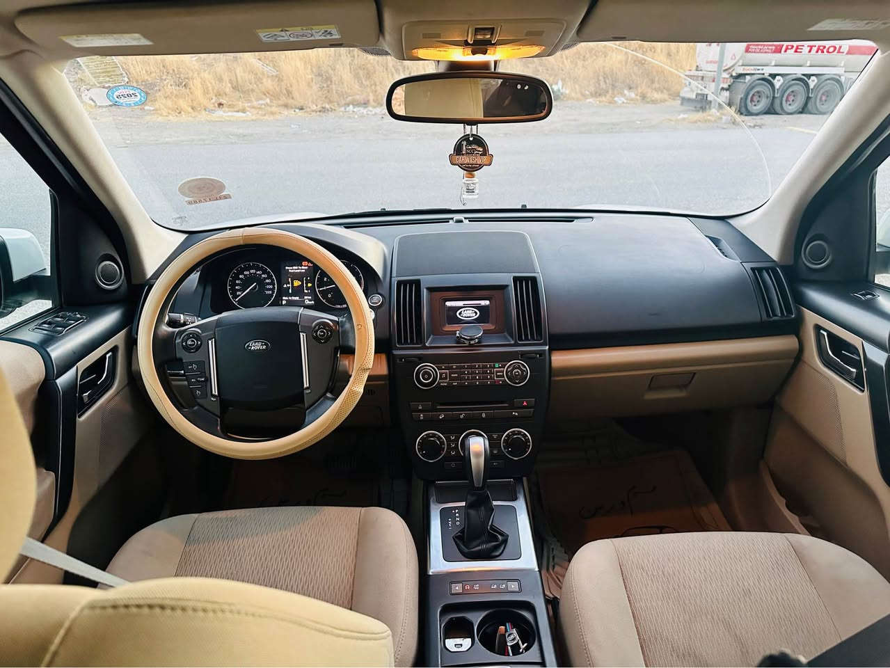 LR2 • ٢٠١٤ • فول مواصفات