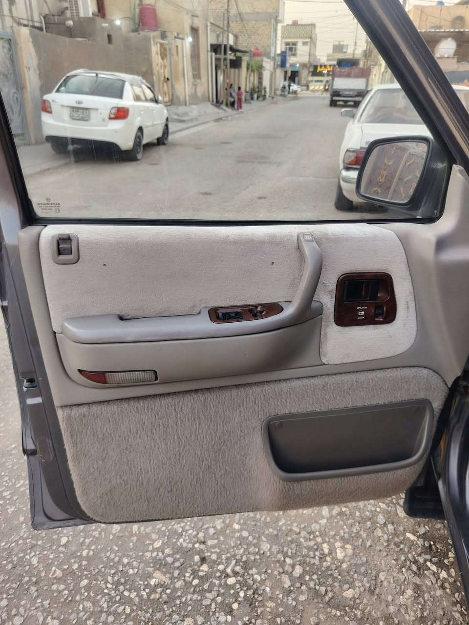 دوج كلايسر موديل 95 القصيره
نضيفه وجديده من كلشي
حداديه
سنتر لوك 3ريمونت
شاشه كامره خلفيه 
كهربايات كله شغاله شرط
تخم تاير
تبريد ثلج مع اضافه سبلت قطعتين
لايت زنون اوف وايت
مكينه بلاديه شرط هيه والكير جدد
سعره 55بيه مجال قليل حك الجيه علما مكلفتني هواي
مصبوغه حزام للجماليه 
مكاني نجف *********** بسمي السياره
هزه جديده

