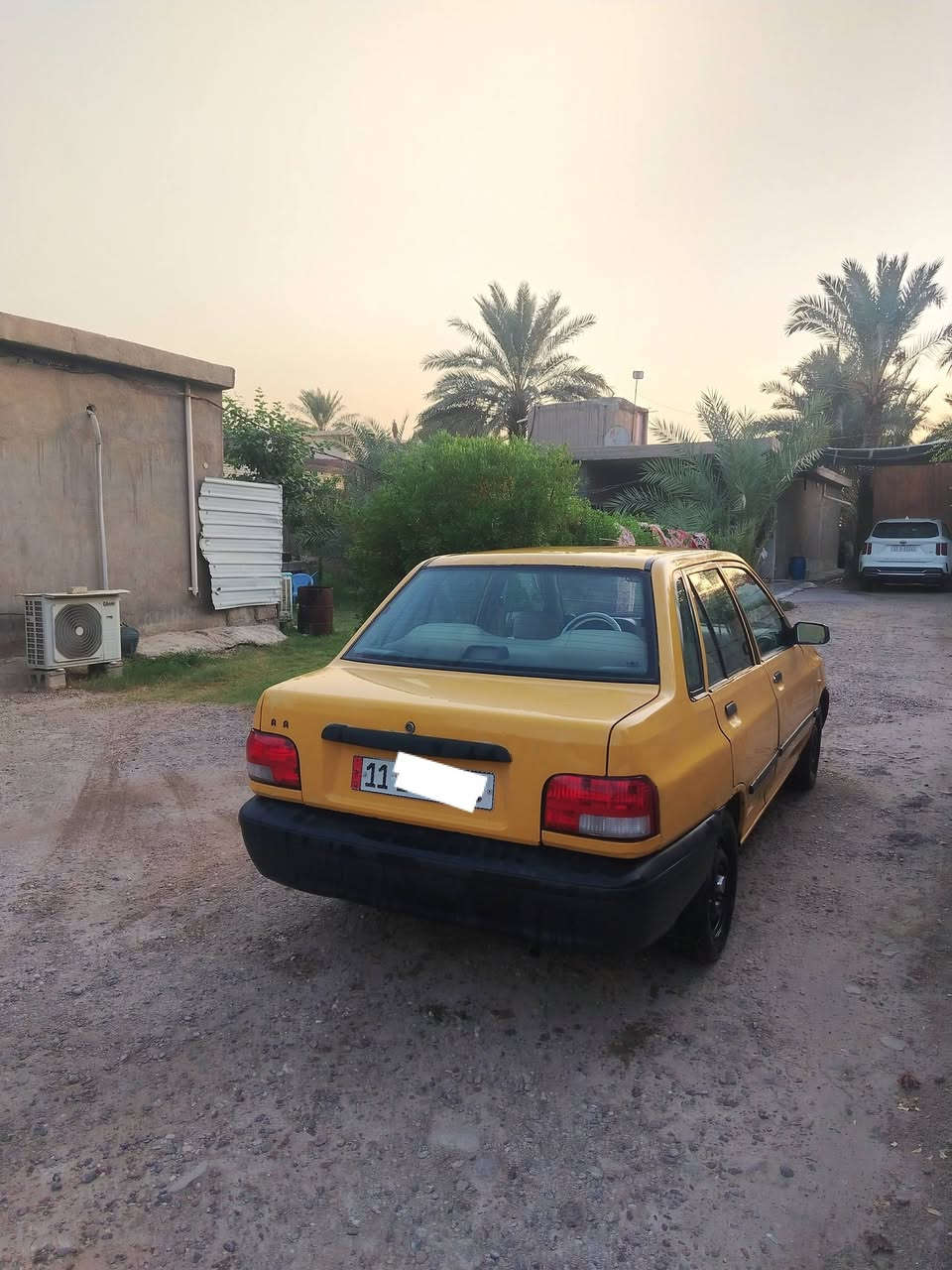 سلام عليكم سايبه 13 محرك مكفول من تبخير و تنقيص كير تبريد مكفول تخم تاير جديد بيه الشاصي الايسر مفطور و معمر السعر 23 بيه مجال الاستفسار ***********
