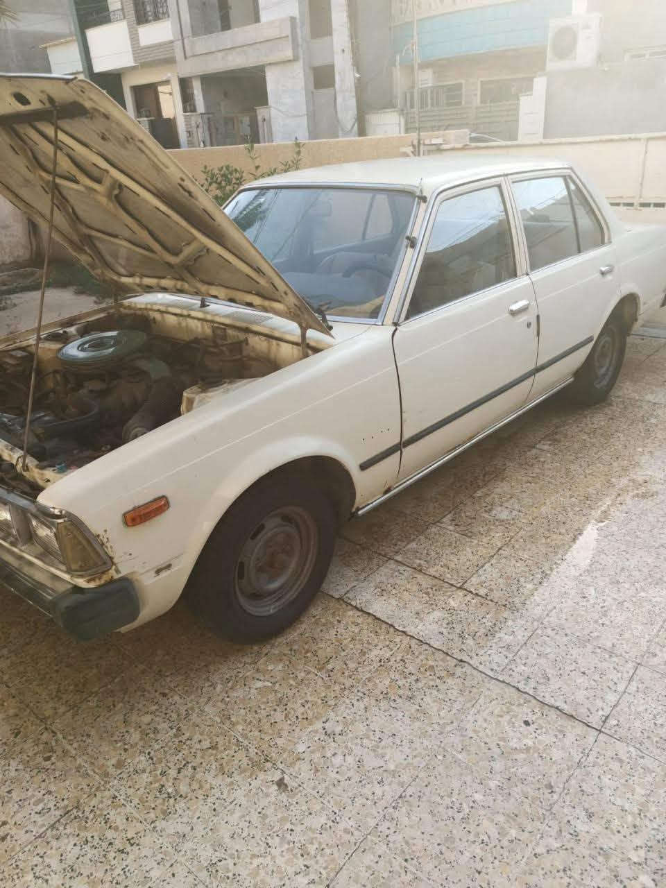 مرحبا
كرونا للبيع موديل ١٩٨٠ بيضاء اللون المكان بغداد السعر ٤٥ ورقة 
للتواصل ***********
