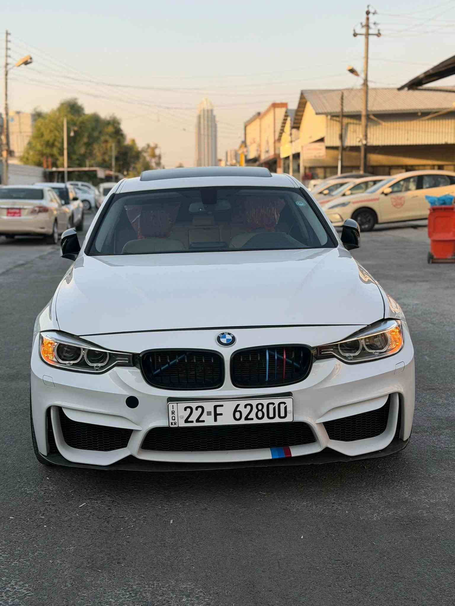 عةرةبي كردي
سلام عليكم اخواني عندي بي ام F30
سياره وارد امريكي  فول مواصفات موديل2017 حجم320i
محرك بيلاديه ٤سلندر حجم محرك2.0تيربو محرك ما مفتوح
سياره گير محرك تبريد شرط
بيها 1 قطعة نص 
بدون دواخل ارباگ بس ستیرن
سياره مابيها نواقص رقم اربيل 
تحويل شرط
سعر رايدها 145$مجال بسيط
مكان اربيل معرض 
واتساپ***********

F30 : 320
مۆدیل ۲٠۱۷ بۆیاغ یەک پارجەی هەیە لەگەڵ دوو بست بۆنیت بەڵام بێ داخلی ئەرباگ تەنها سوکان
سەیارەکە لەخوای بەزیاد بی دیناری مەسرەف تیدا نیە ۲٠٠کم رۆیشتیە مەکینە و گێڕ تەقە و رەقە هەمووی بەشەرت
سعری۱٤٥$ وەرقە مەجال
*********** واتساب📞
