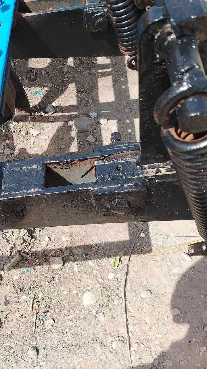 ئەم خەرماشەیە بۆ فرۆشتن ١١قۆلی تورکی هەموو نوکەکانی لەگەڵ دایە سعری ٧گەڵاو نیو و مەجال شوێن عەربەت ژم. ***********
***********
ئەم خەرماشەیە بۆ فرۆشتن ١١قۆلی تورکی هەموو نوکەکانی لەگەڵ دایە سعری ٧گەڵاو نیو و مەجال شوێن عەربەت ژم. ***********
