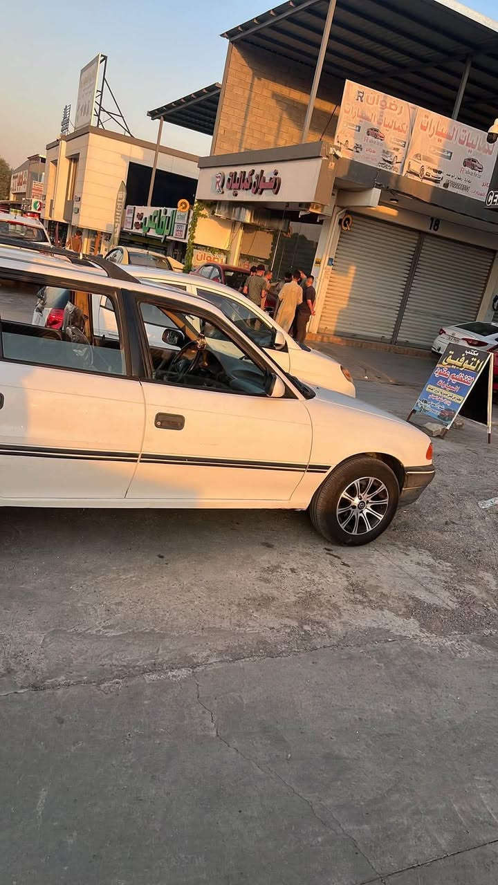 موديل ١٩٩٢ • نظيفه بدون صبغ • مكينة ١٫٦