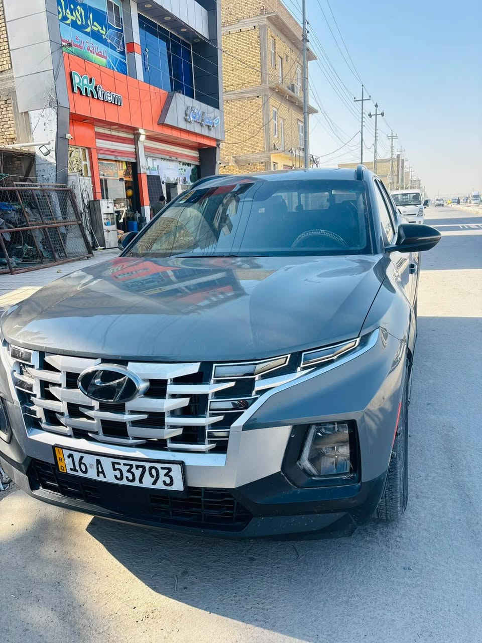 للبيع هيونداي_سانتاكروز  2024 (مواصفات XRT )
وارد امريكي ، رقم ديوانية شهداء تاخذ وكالة عامة
فول  موصفات 

سعة المحرك : 2.5 TURBO
عدد الاسطوانات : 4
القوة الحصانية : 281 حصان نظام الدفع : كلي HTRAC رباعي 

شفتات استيرن كير عادي

حادث السياره :  جاملغ بنيد 

#مواصفات
بصمة تشغيل عن بعد 
فتحة سقف
رادارات / رادار امامي /رادار جانبي /رادار خلفي
قيادة ذاتية
توقف ذاتي 
كشنات تدفه ‏
كشنات جلد                                              
كشنات كهرباء 
مري هيتر / رادار / كاميرا
دفع رباعي  نضام جبلي وثلجي وترابي اوتوهولد . 
ويل كروم ١٨
صندوك كهرباء 
مسجل ناطق سستم سماعات 
اواكس وبلوتوث و USB يعمل
مApple CarPlay / Android Auto
دخول ذكي نظام 
حاجب ليد
 / 3 مكان خزن
نقطه عمياء
مراة تعتيم
اشاراة بالمراياة الجانبيه                                   
فول تحكم ستيرن                                    
كير أوتو + عادي + شفتات ستيرن
اوتو بريك +بريك بصمة
لايتات 4 عدسات زينون
شاشة كبيره
داخل جلد 
نضام قيادة + سبورت + نورمل + سمارت
مثبت سرعة
تحديد مسار 
رادار الخطوط البيضاء 
شحن اللاسلكي
‏شاشة إلكترونية
الخريطة
‏AUTO HOLD
مصابيح خلفية LED
مصابيح ضباب LED 
السعر :  210 ورقة 
مكان السياره ، ناصرية
 
للتواصل 
***********
