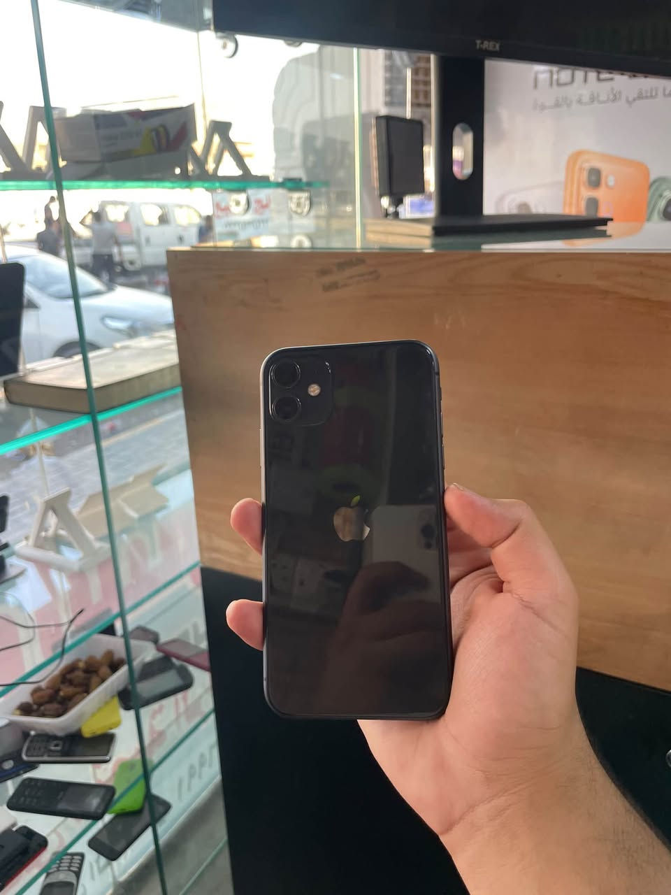 للبيع iPhone 11
الجهاز بلادي 
فقط بي هاي الطمقه
بطاريه 70
ذاكره 128
كلو شغال 
كامرات 
صوت 
سبيكر 
السعر 180 
للستفسار *********** 
العنوان صلاح الدين تكريت
