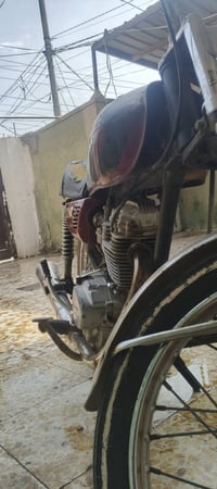 هندر واحد • نظيفه • بيه مجال
