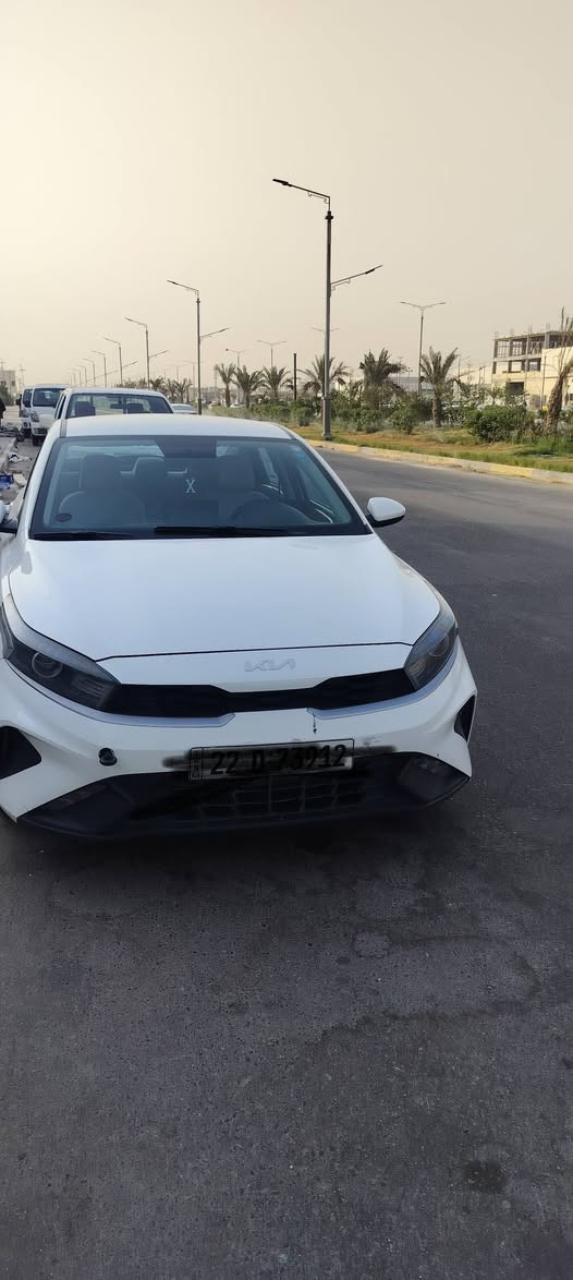سيراتو 2022 رقم اربيل الجديد سنويه 2027 بيها بارد قليل مكينه وكير وتبريد وحداده كفاله 140 وبيها مجال قليل
البصره القبله 
***********
