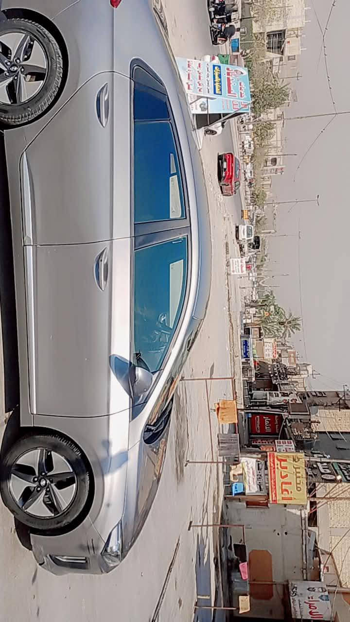 سلام عليكم سياره خير من الله لبيع جهزه من كوالشي تريك وين ما تريد  مكنيه سياره البيعه شرطه اربعه  اسعر 90
وبيه ماجل قليل  استفسر  موديل 22 استفسر *********** هوينك
