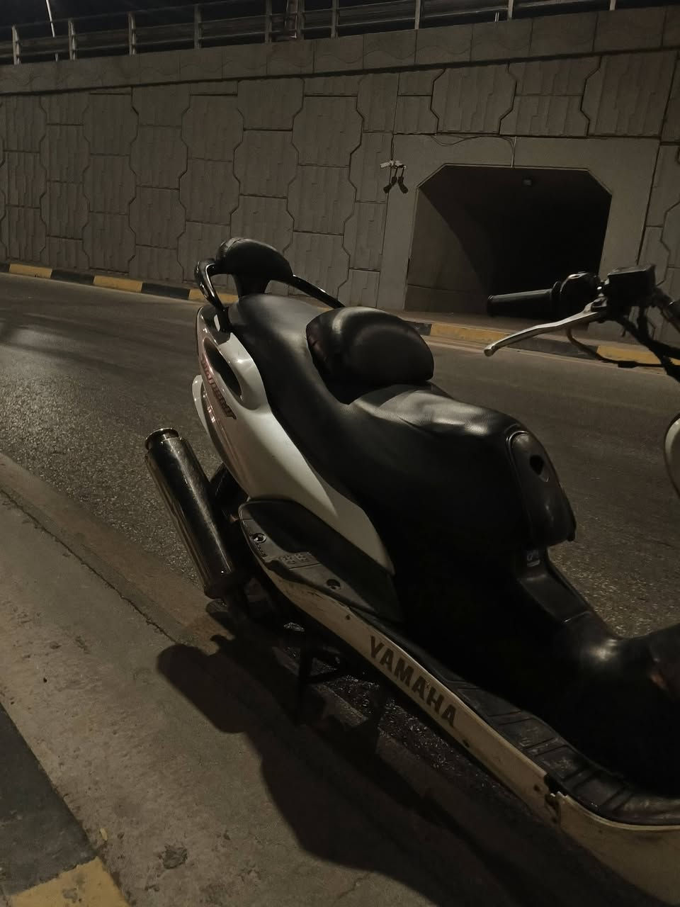 السلام عليكم 
اخوان هوندا ماجستا 150cc
دراجه ترايها يخبلل شلعه ومعدل 
جديده ماشيه 159الف 
لايت زنون دبل اشارهه 
سلف وايرمنه شغاله 
دبلات جدد 
سعرهاا 650 
***********
